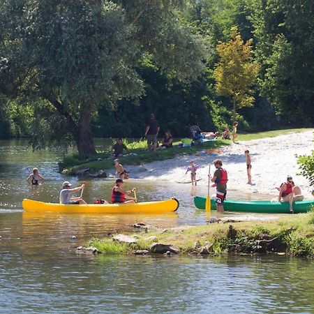 Camping Le Pressoir Petit-Palais-et-Cornemps Экстерьер фото