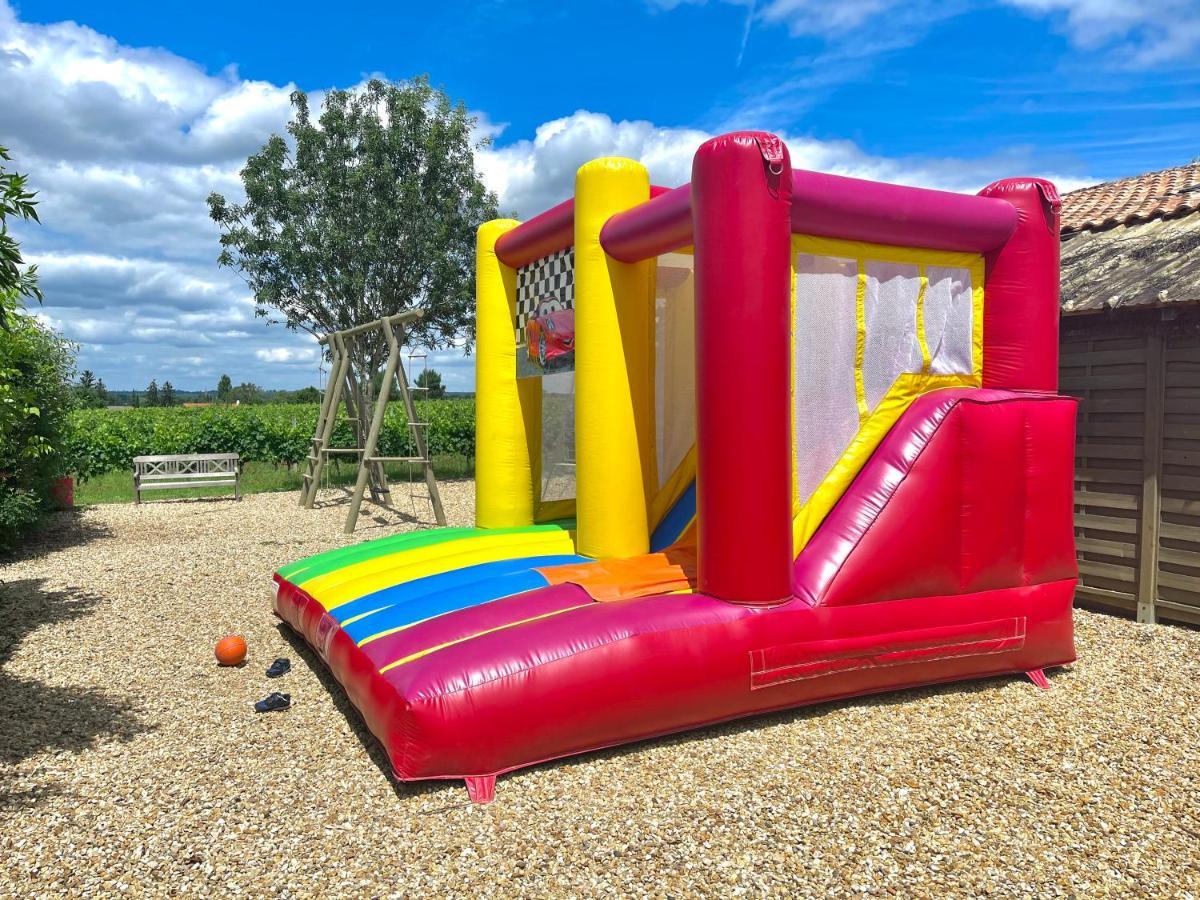 Camping Le Pressoir Petit-Palais-et-Cornemps Экстерьер фото