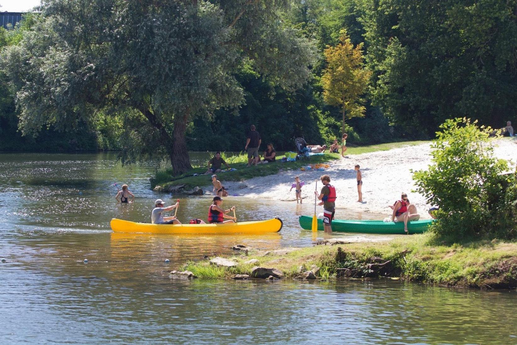 Camping Le Pressoir Petit-Palais-et-Cornemps Экстерьер фото